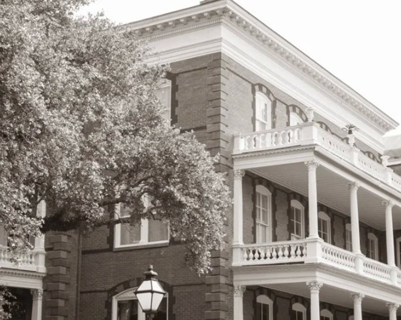 Williams Mansion 90-Minute Guided Tour