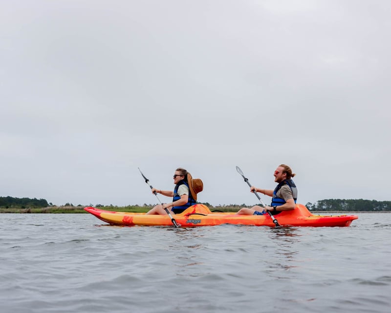 Self-Guided Tandem Kayak Rental in Duck