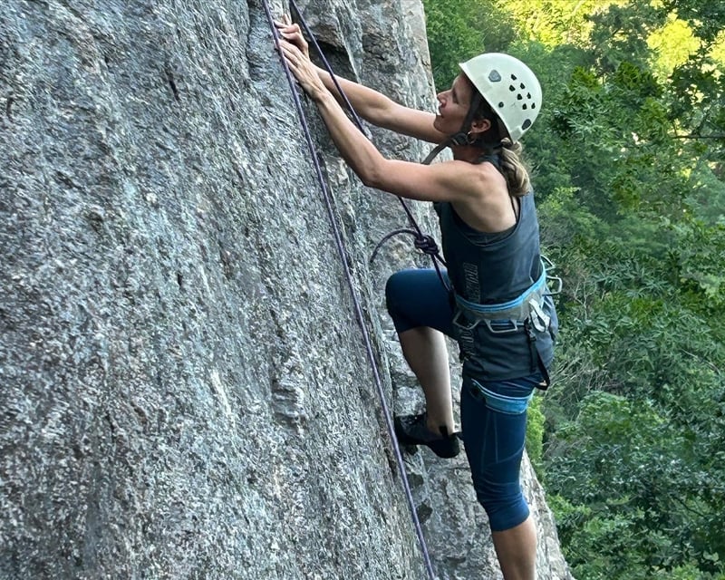 Beginner Outdoor Rock Climbing Course in North Conway