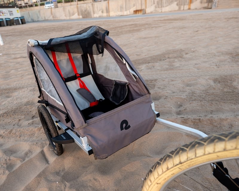 Single Kids Bike Trailer Rental in Santa Monica