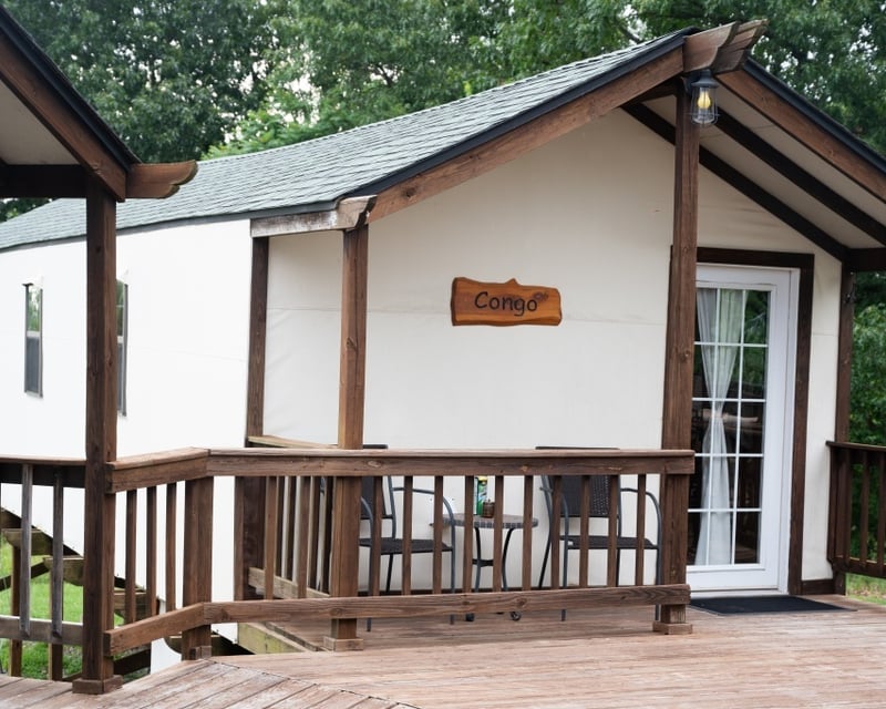 Stay in the Congo Suite in Eureka Springs