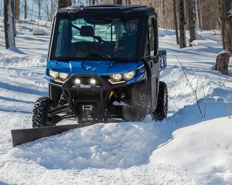 Winter UTV Rental with Heated Cab & Tracks in Cle Elum