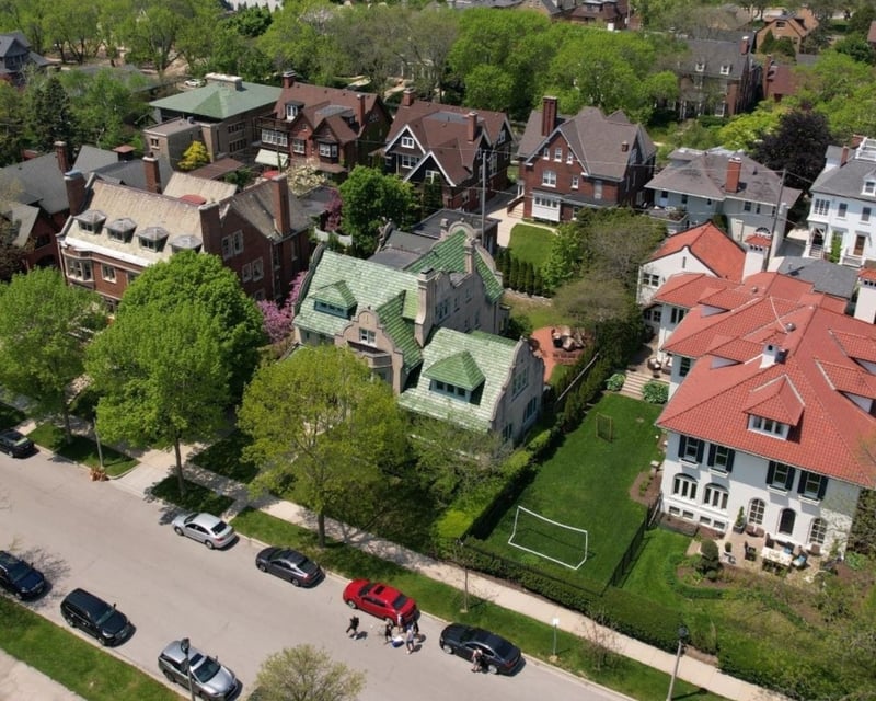Milwaukee North Point Mansions Walking Tour