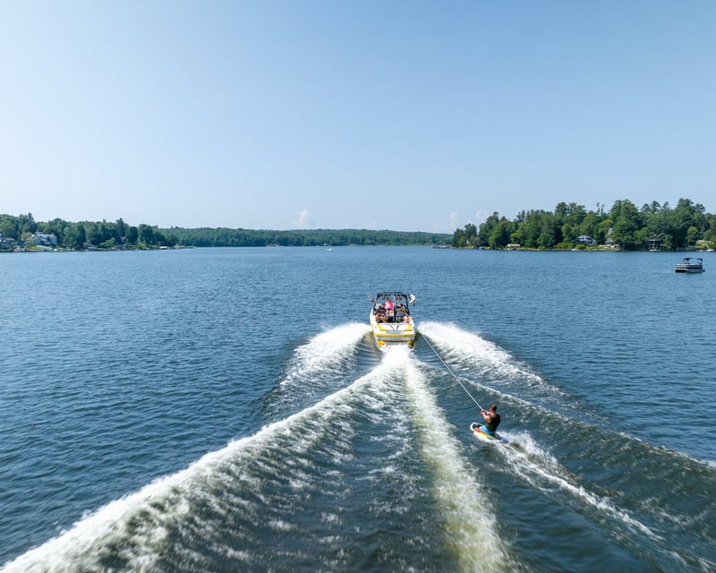 Lake Lillinonah 4-Hour Watersports Charter