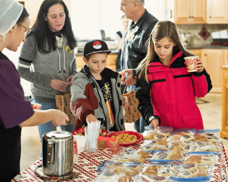 Amish Home Christmas Cookie Tour in Lancaster