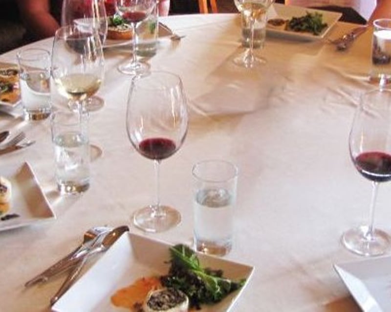 Historic Tremont Neighborhood Food Tour in Cleveland