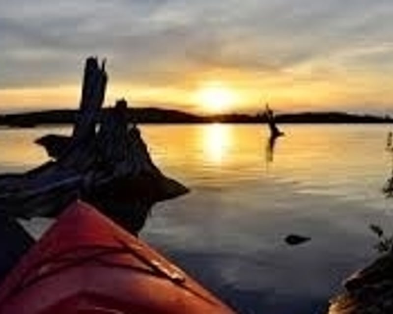 Night Kayaking Tour on Cordell Hull Lake