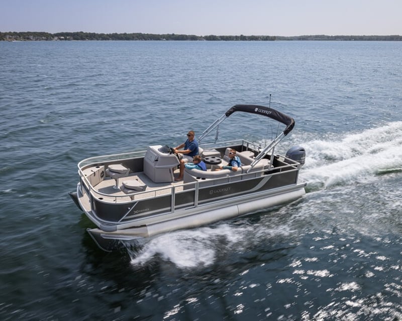 19' Fishing Pontoon Rental on High Falls Flowage