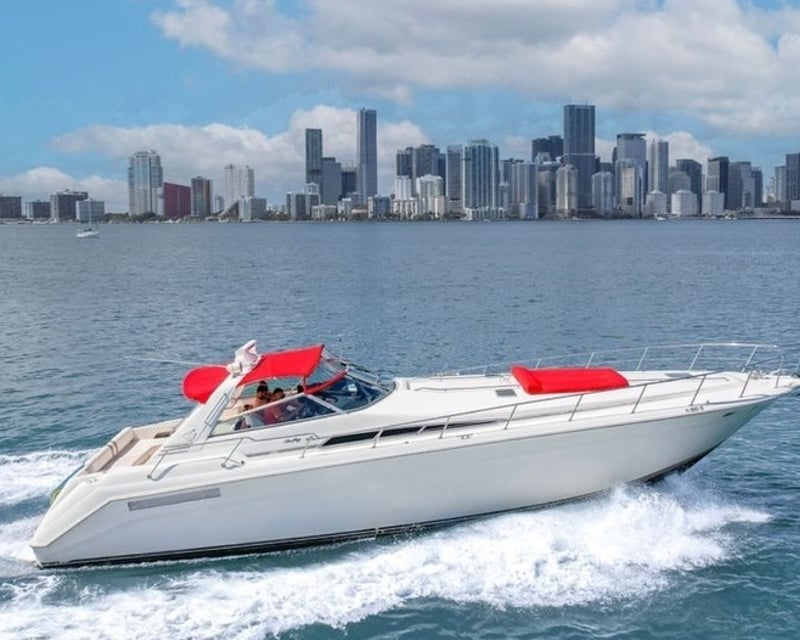 Miami Nighttime Yacht Charter