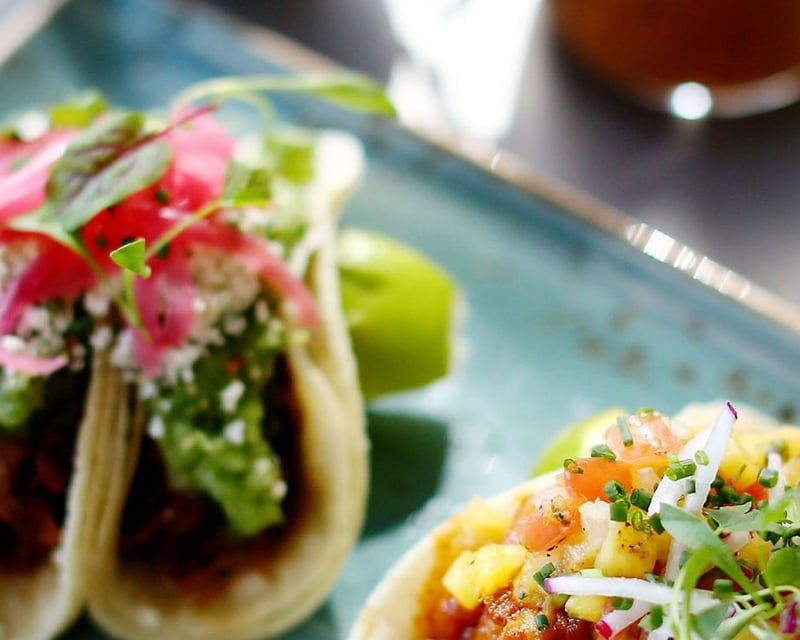 Downtown Tampa History & Food Guided Walking Tour