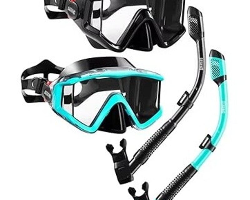 Snorkel Gear Rental in Playa del Coco for Adults & Kids