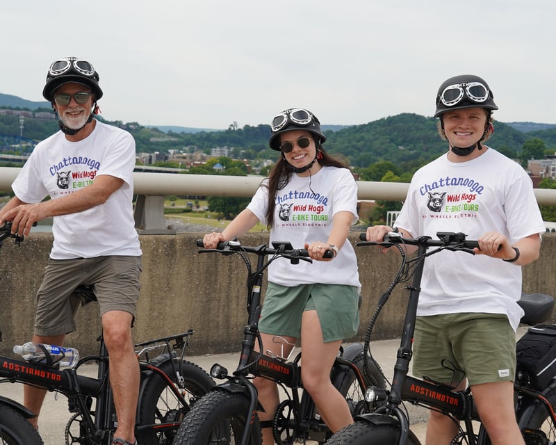 Guided Riverfront E-Bike Tour in Chattanooga