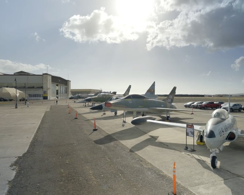 Pearl Harbor Aviation Museum Admission with Audio Tour