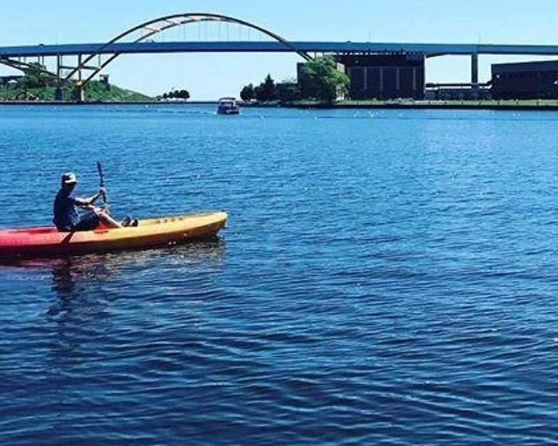 2-Hour Kayak Rental in Milwaukee