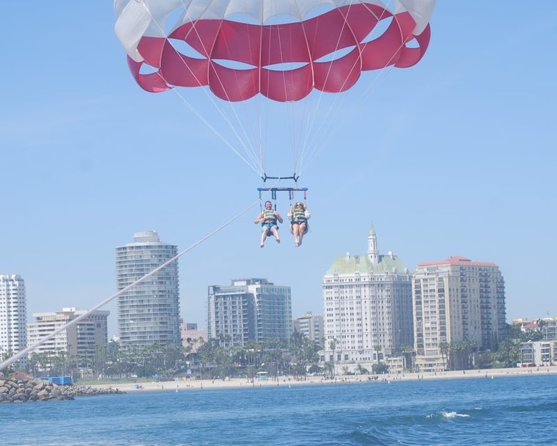 800' Parasailing Flight in Long Beach