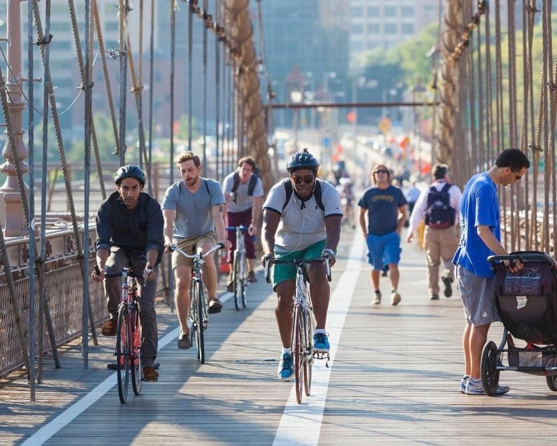 Private Brooklyn Bridge & Lower Manhattan Bike Tour