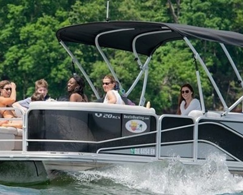 Lake Havasu City 20' Voyager Boat Rental