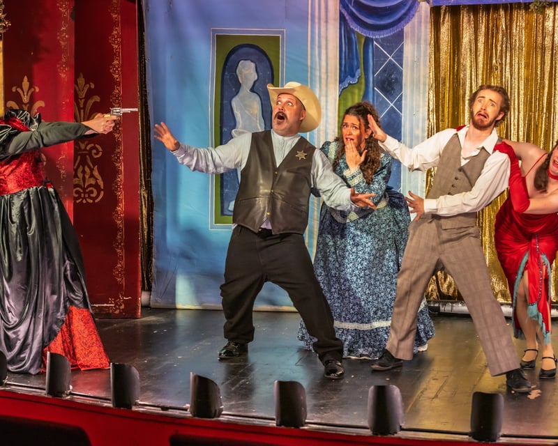 Crazy Daze Dinner Show in Manitou Springs