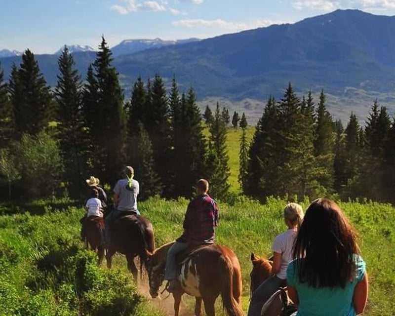 Horseback Riding & 8-Mile Rafting in Gardiner