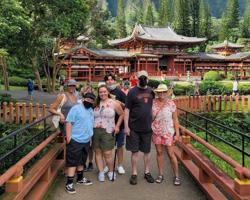 Oahu Circle Island Tour with Dole Plantation & Waimea Falls