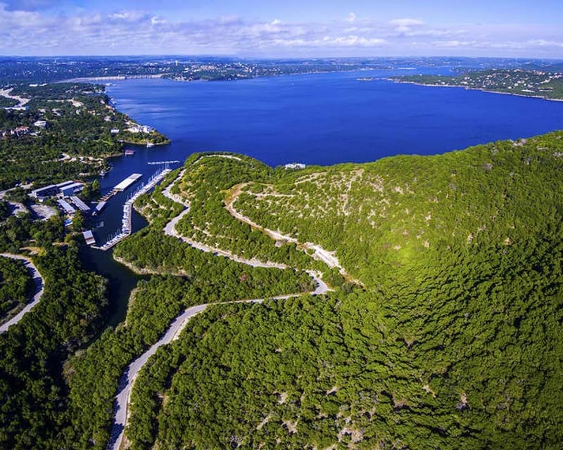 81-Mile Lake Travis & Austin Helicopter Tour