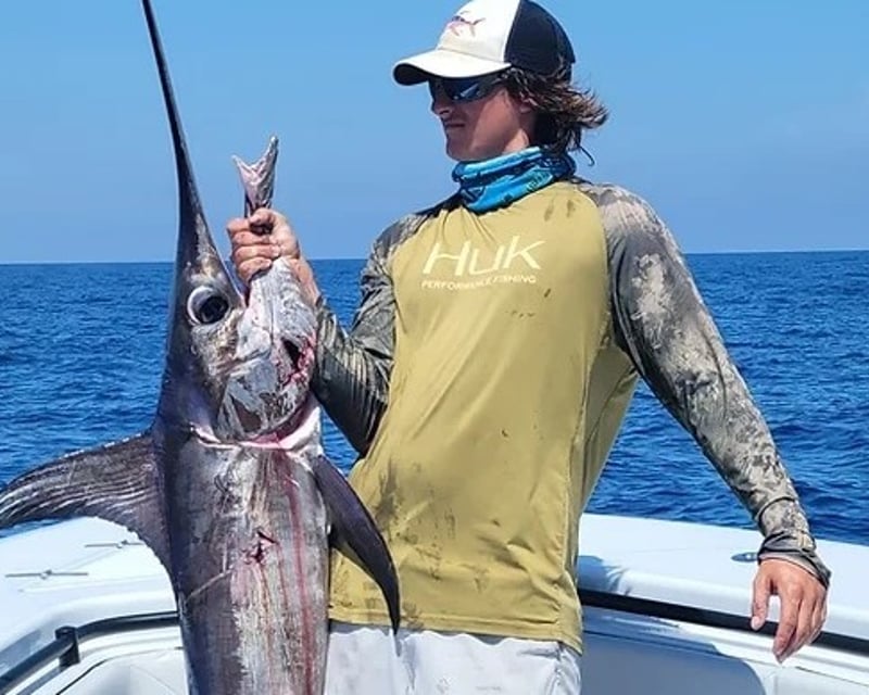 Extended Full-Day Offshore Fishing Charter in Marathon