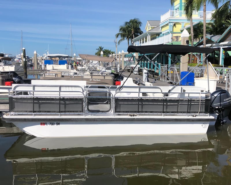 20' Trimaran Boat Rental in Fort Myers Beach