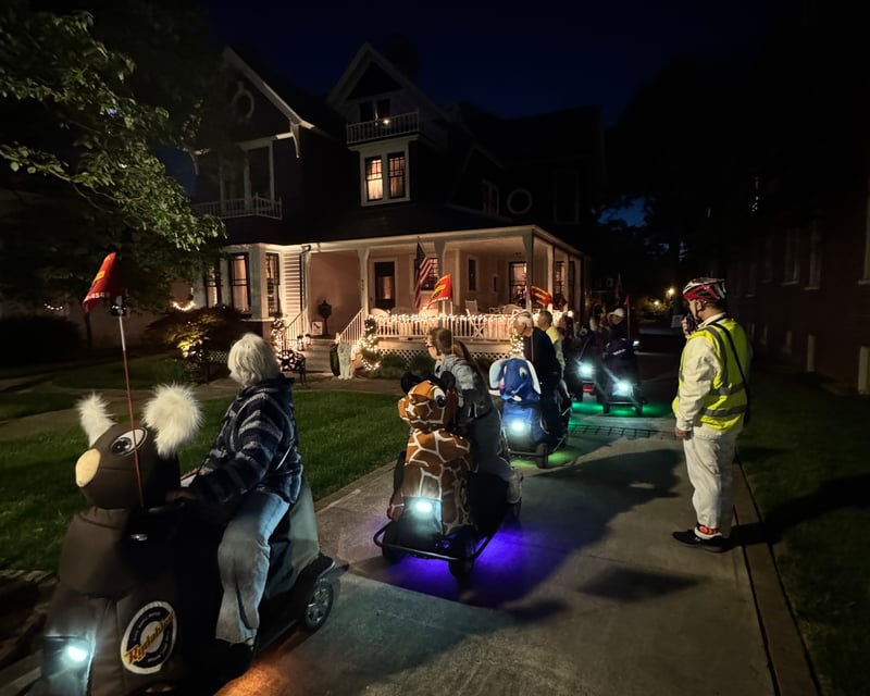 Charlotte Ghost Animal Scooter Tour