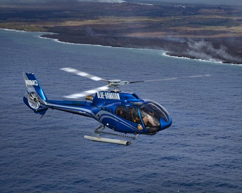 Big Island Helicopter Tour with Waterfall Landing