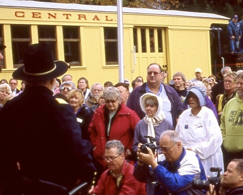 Lincoln History Train Ride From New Freedom