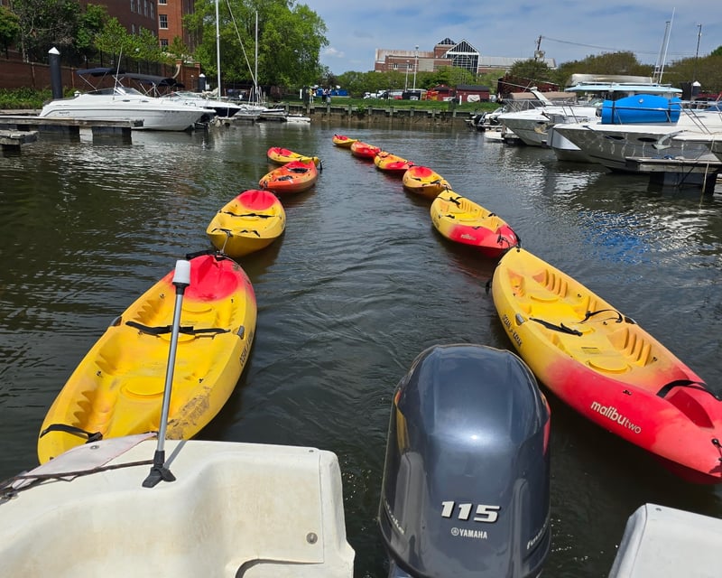 Single Kayak Rental in Washington, DC