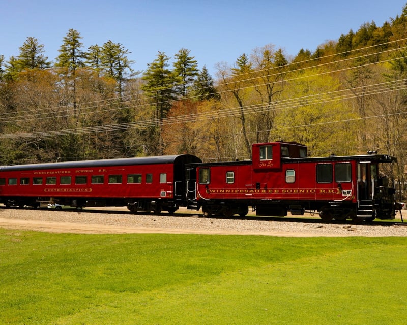 Private Caboose Scenic Train Ride in Meredith, NH