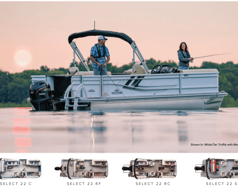 22' Pontoon Rental in Minocqua