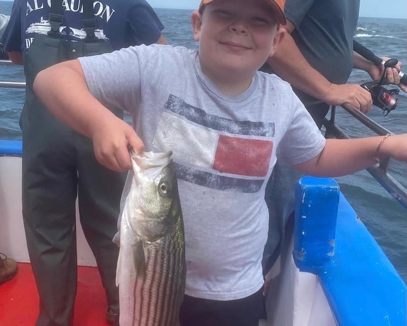 4-Hour Striped Bass Fishing Trip in Hampton Beach