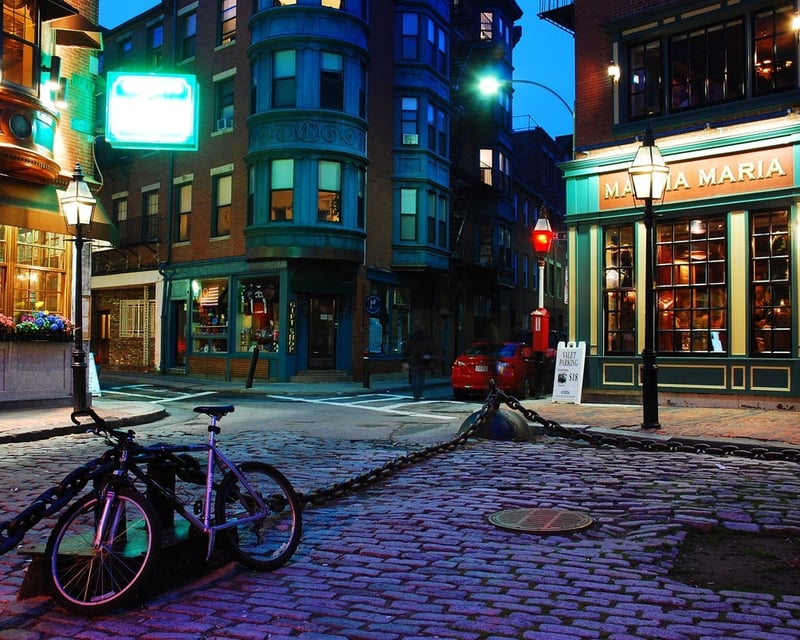 Boston North End Food Tour with Italian-Speaking Local Guide