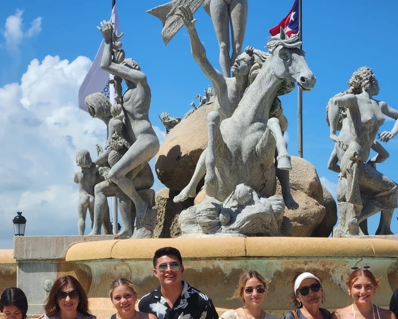 Old San Juan Walking Tour with Forts & Kite Flying