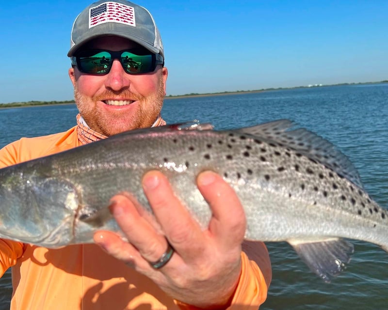 3-Hour Inshore Fishing Charter in Wilmington Island