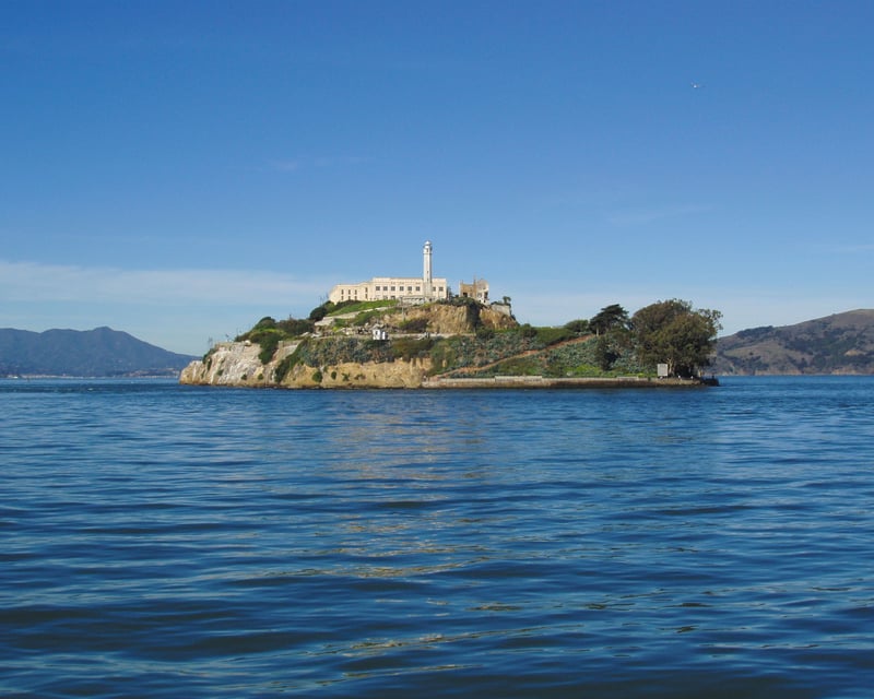 2-Day Alcatraz & 15-Mile San Francisco E-Bike Tour