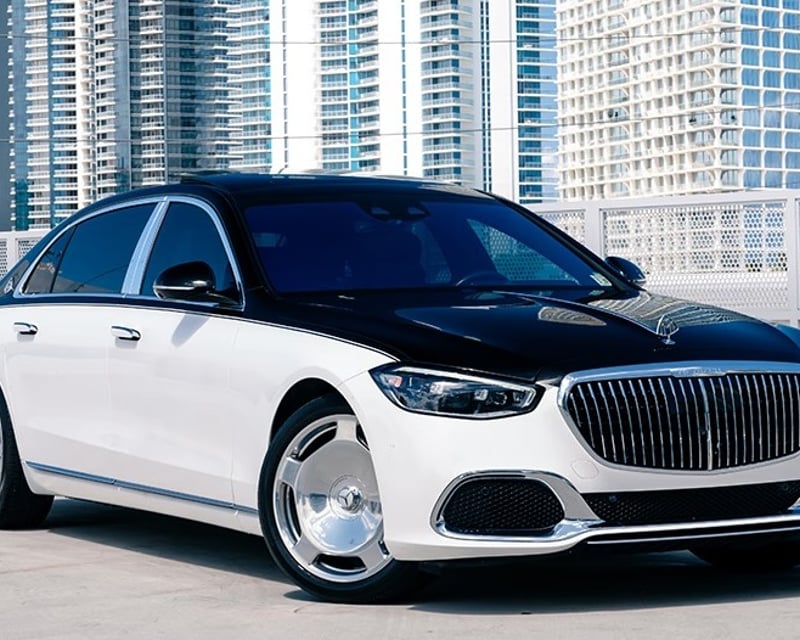 Mercedes-Benz Maybach S580 Rental in Miami