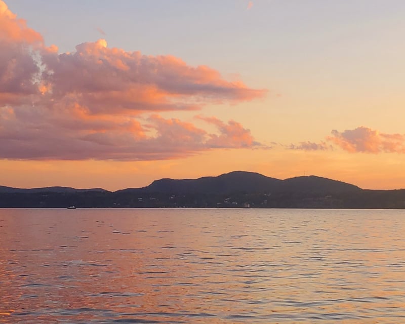 Sunset Cruise on the Hudson River From Kingston