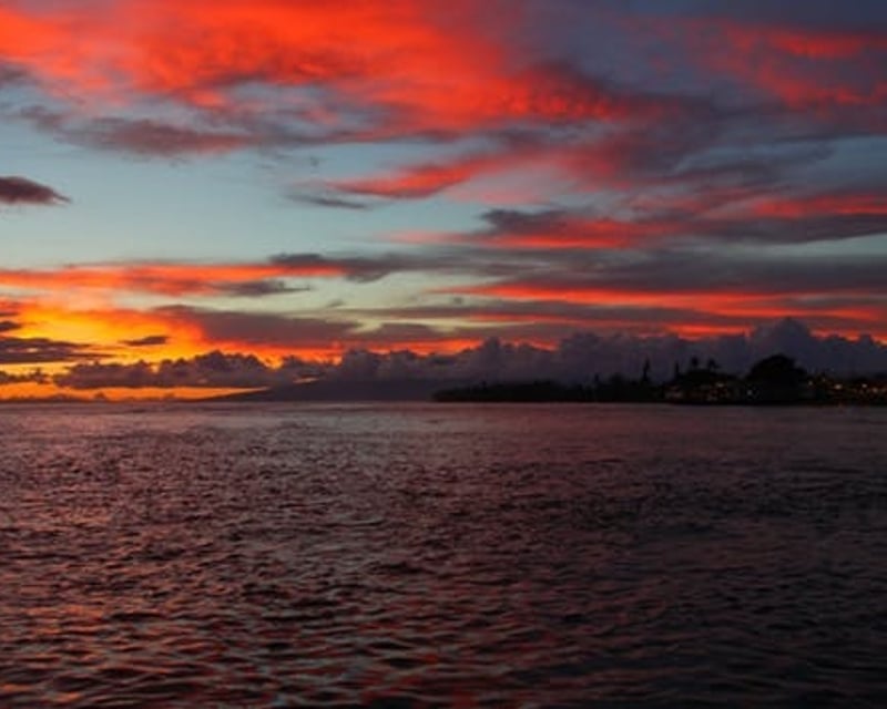 Sunset Stargazing Cruise in Ma'alaea