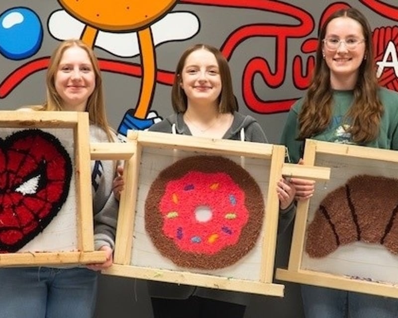 Custom Rug Tufting Workshop in Aurora