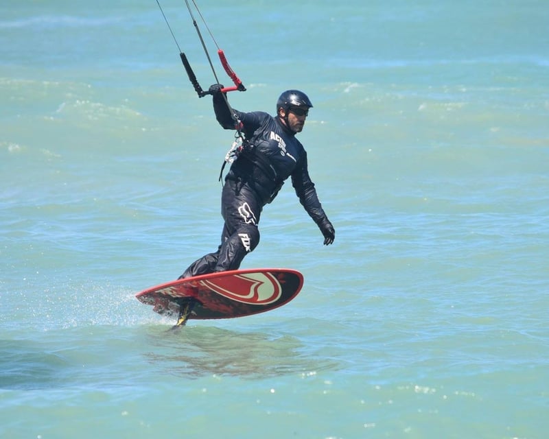 Private Kite Foiling Lessons on Maui