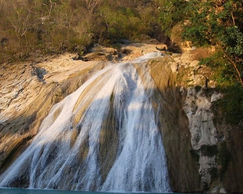 Full-Day Bassin Zim Waterfall Tour from Cap-Haitien