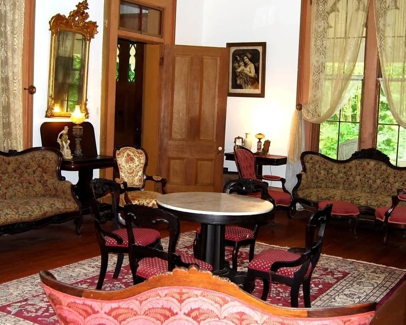 Glenfield Plantation Civil War History Tour in Natchez