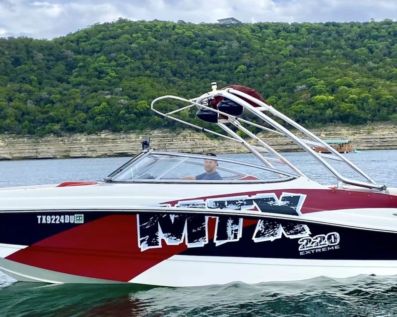 Self-Captained Boat Rental on Lake Austin or Lake Travis