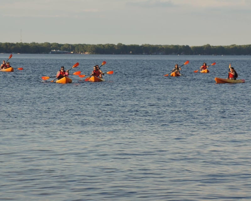 Sunset Doty Island Kayak Tour in Neenah