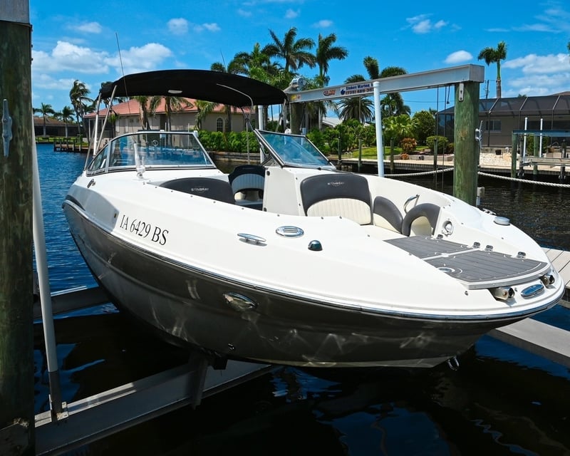 Cape Coral 23' Deck Boat Rental