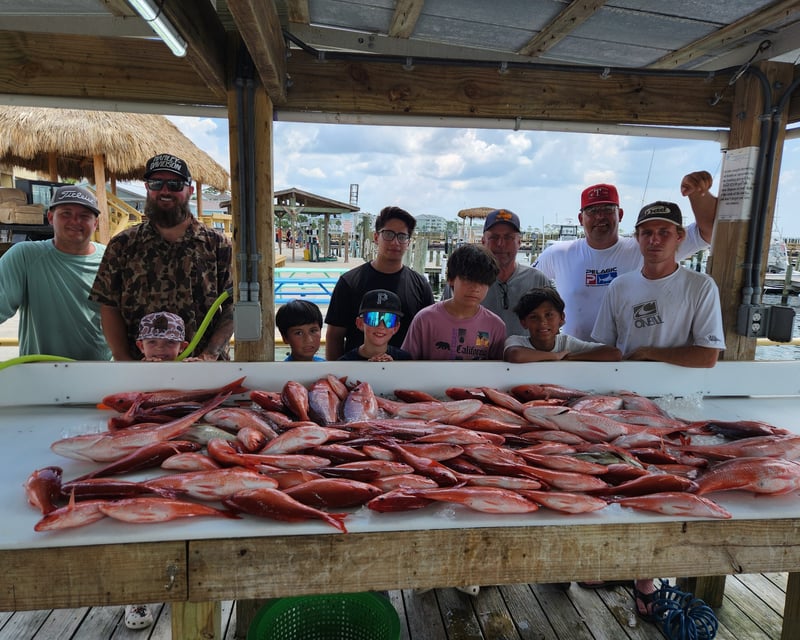 8-Hour Wreck Fishing Charter in Pensacola