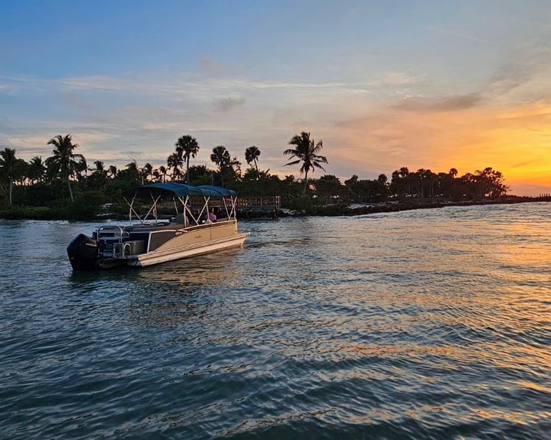 Private Keewaydin Island Beach Boat Charter from Naples